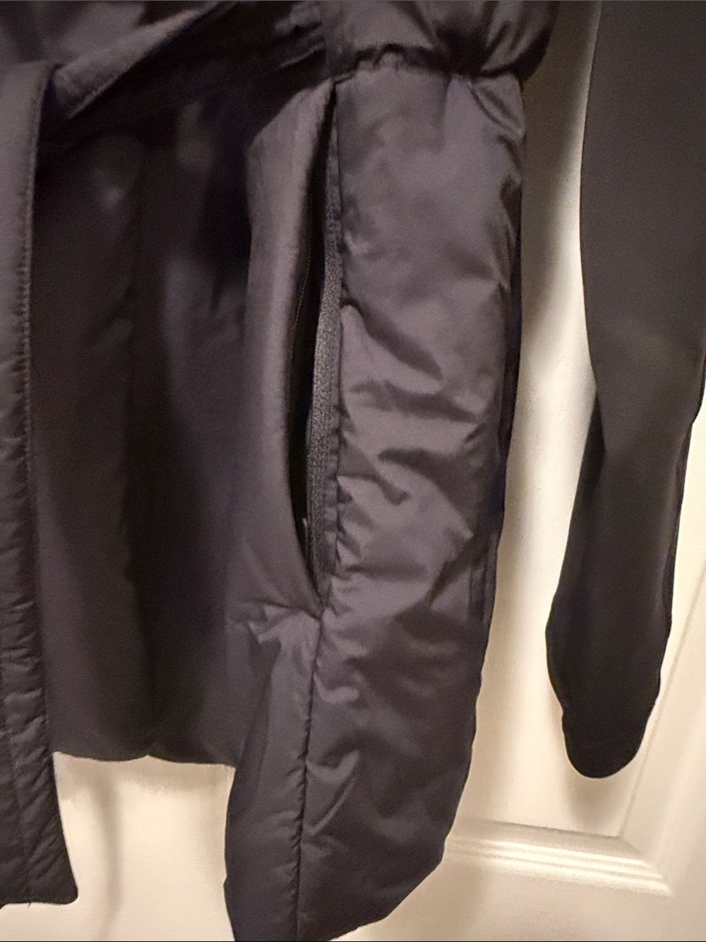 Lululemon Women’s Belted Coat Jacket - Black - Picture 3 of 6